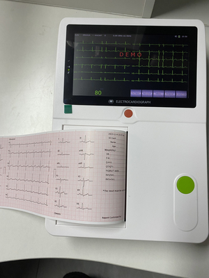 12 Lood 6-kanaals elektrocardiograaf Drie-kanaals EKG-ECG-machine