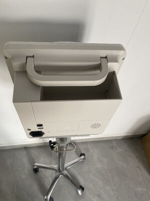 Multi-parameter patiëntmonitor die SpO2, NIBP, ademhaling, ECG en temperatuur kan meten