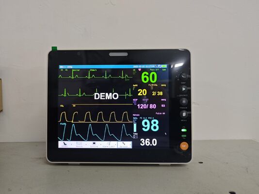 8 inch kleuren LCD-scherm met meerdere parameters Patiëntmonitor ISO-gecertificeerd instrument van klasse II met 1 jaar garantie