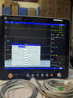 Draagbare 15 inch kleuren LCD-display Multi Parameter Patiënt Monitor met trolley/Wall Bracket Montage en 5 kg lichtgewicht ontwerp