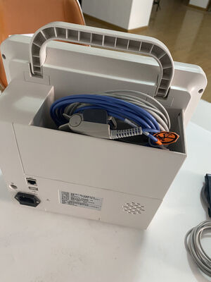 Elektrische ECG-machine Elektrocardiogram Patiëntmonitor voor ziekenhuiskliniek Operatiekamers Spoedeisende hulp