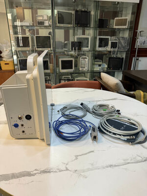 Portable 15-Inch Screen Patient Monitor Vital Signs Multi Parameter Optional Etco2 Patient Monitor